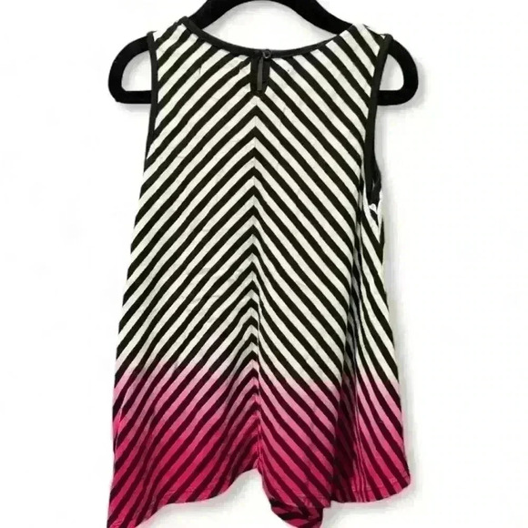 Nicole Miller Girls Sleeveless Chevron Striped Tank Top Size 5 - Picture 2 of 4